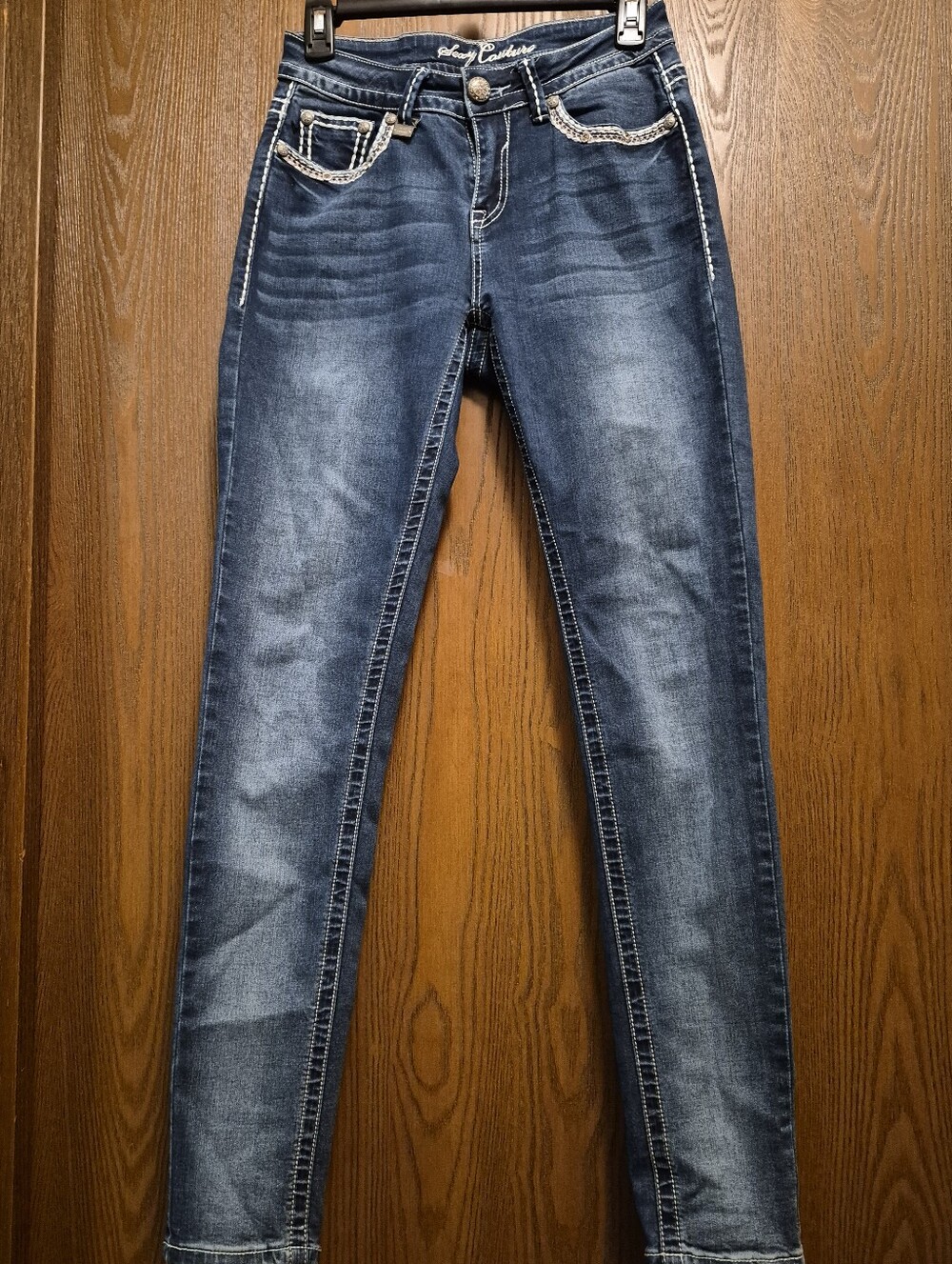 Sexy Couture Women's Faded Indigo Embellished Skinny Jeans Size 5 Inseam 31"